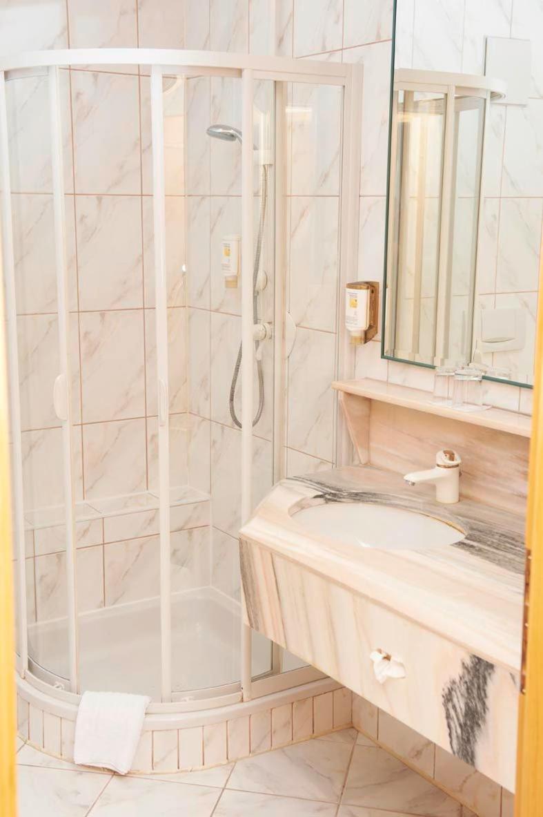 Hotel Lindner Vöcklabruck Dış mekan fotoğraf